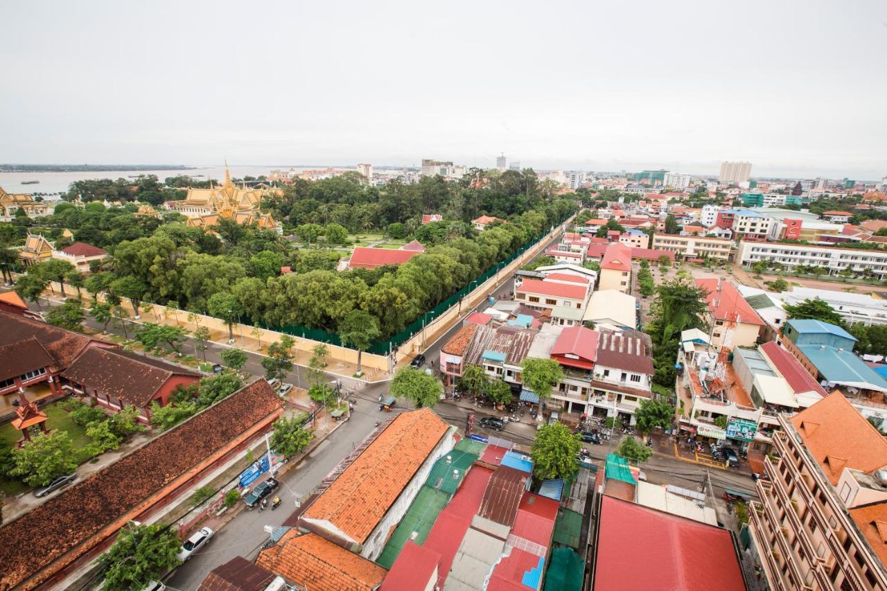 Okay Boutique Hotel Phnom Penh Exterior photo