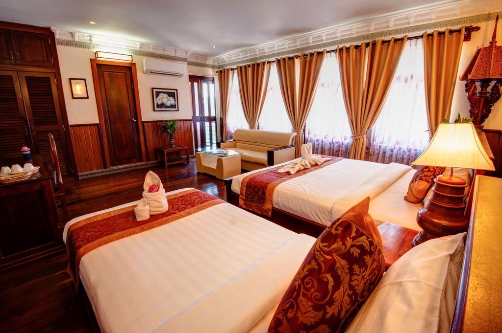 Okay Boutique Hotel Phnom Penh Exterior photo