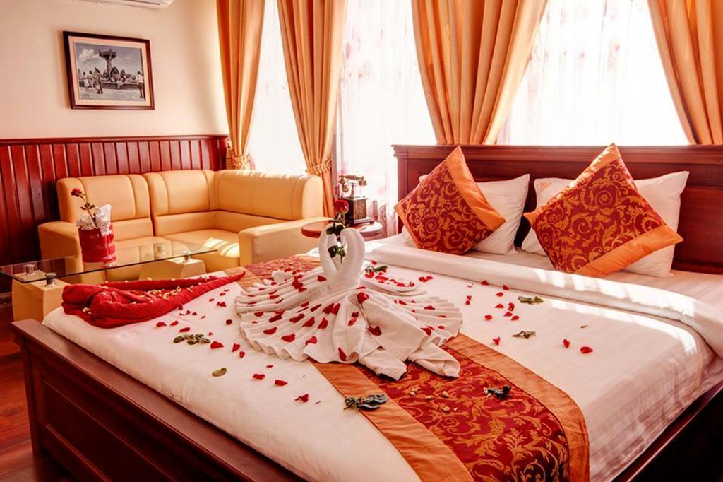 Okay Boutique Hotel Phnom Penh Exterior photo