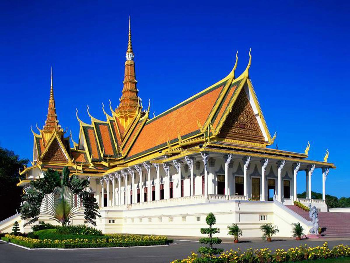Okay Boutique Hotel Phnom Penh Exterior photo