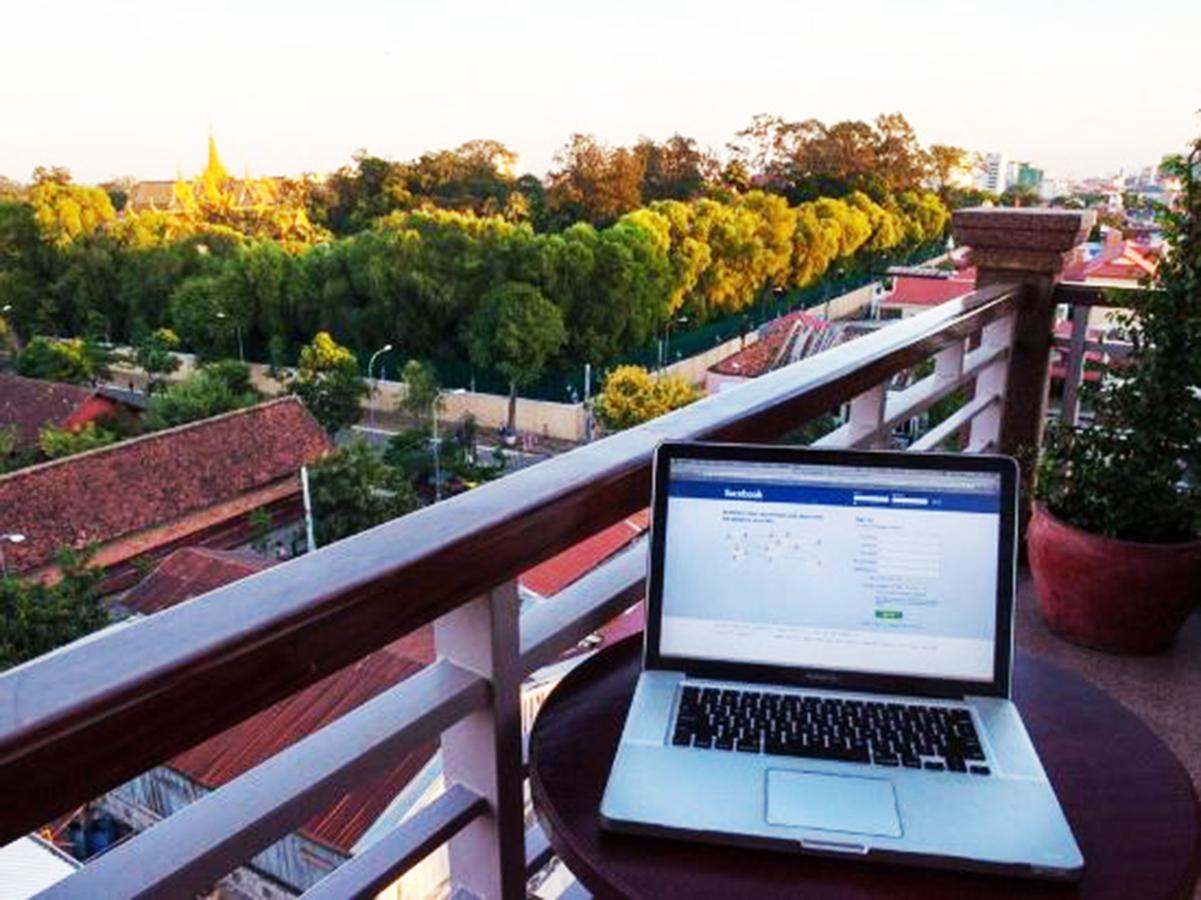 Okay Boutique Hotel Phnom Penh Exterior photo