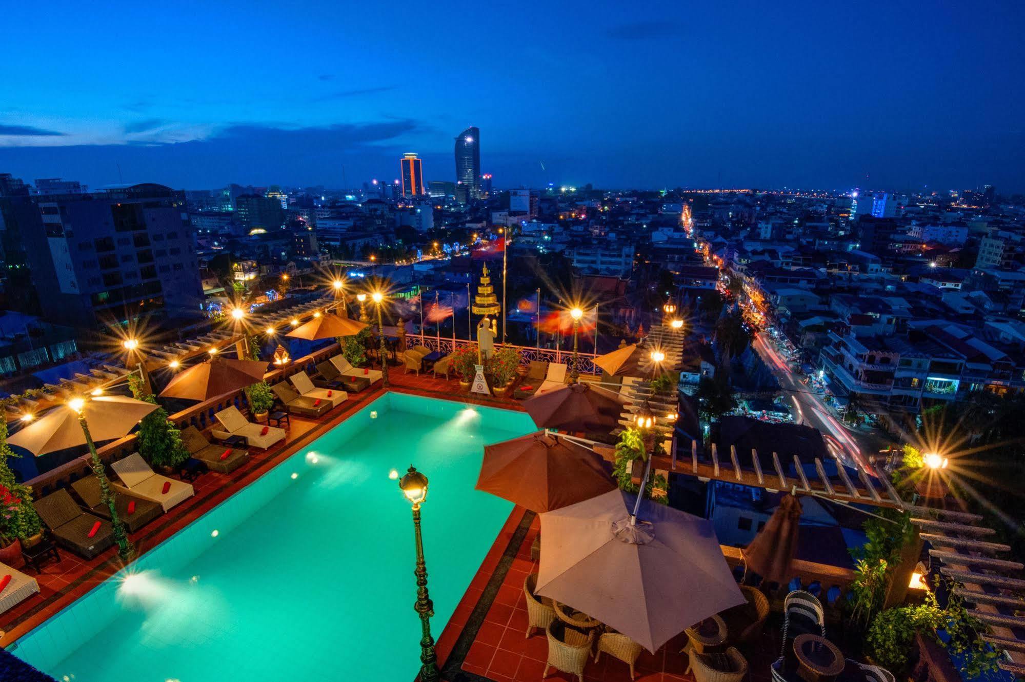 Okay Boutique Hotel Phnom Penh Exterior photo