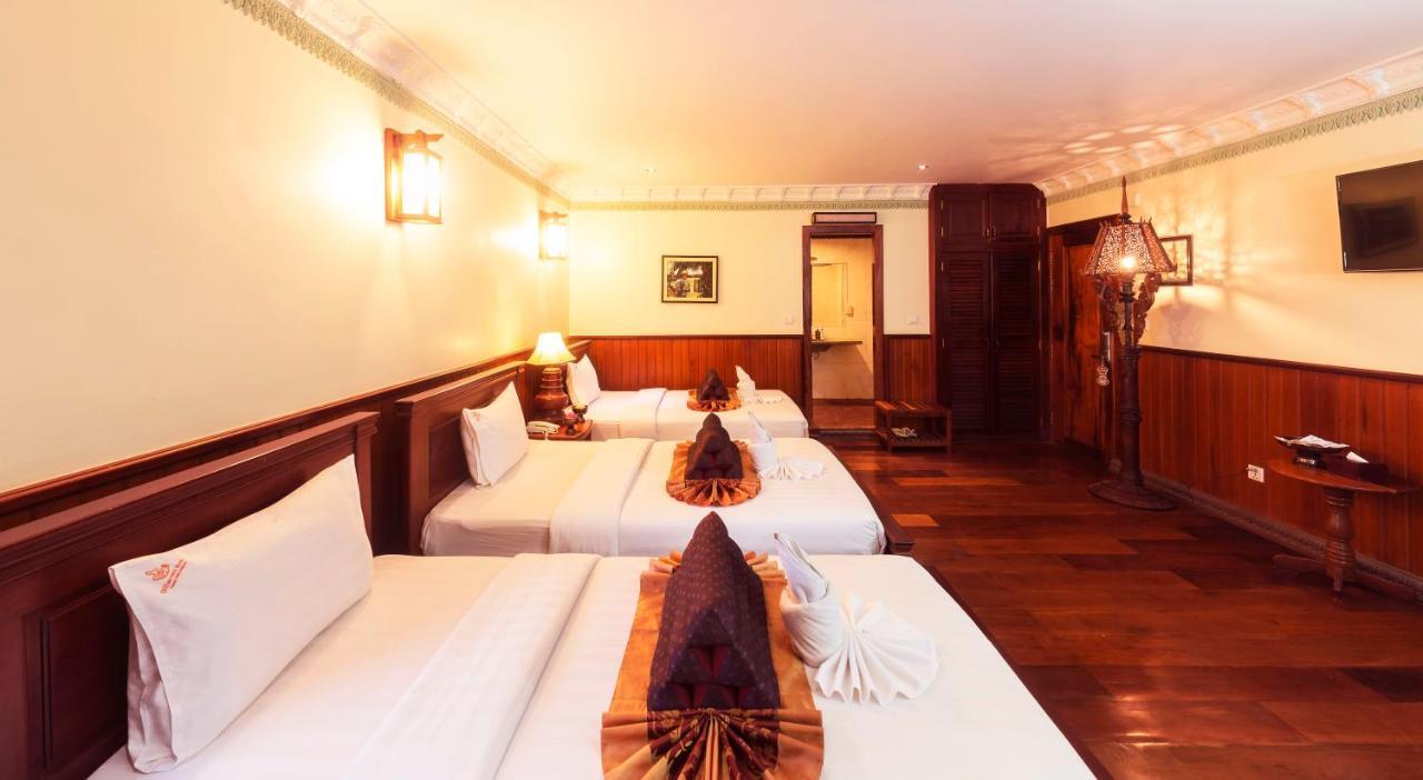 Okay Boutique Hotel Phnom Penh Exterior photo